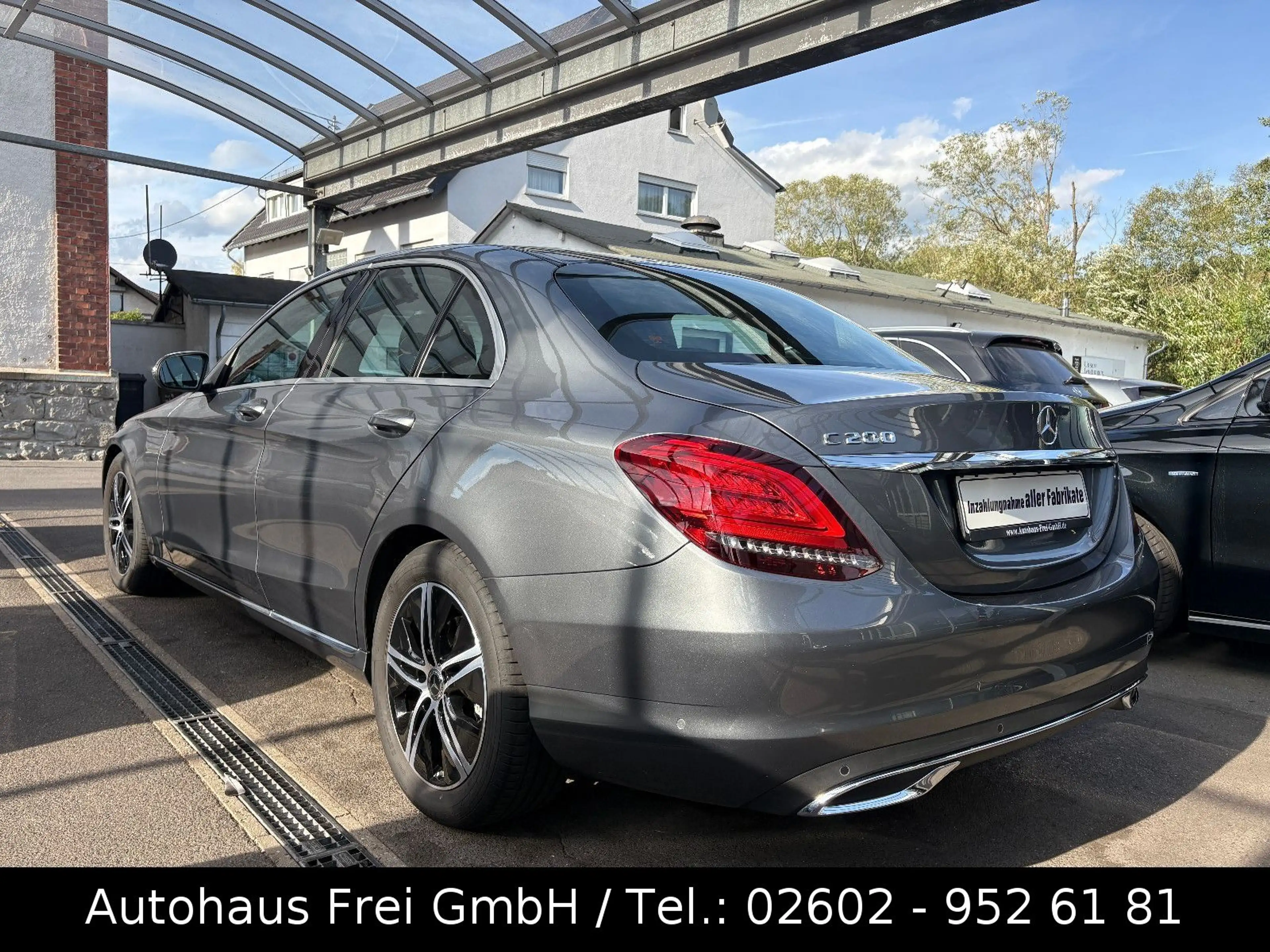 Mercedes-Benz C 200 LIMOUSINE*MOPF*LED*KAMERA*AVANTGARDE*AHK** — photo 7