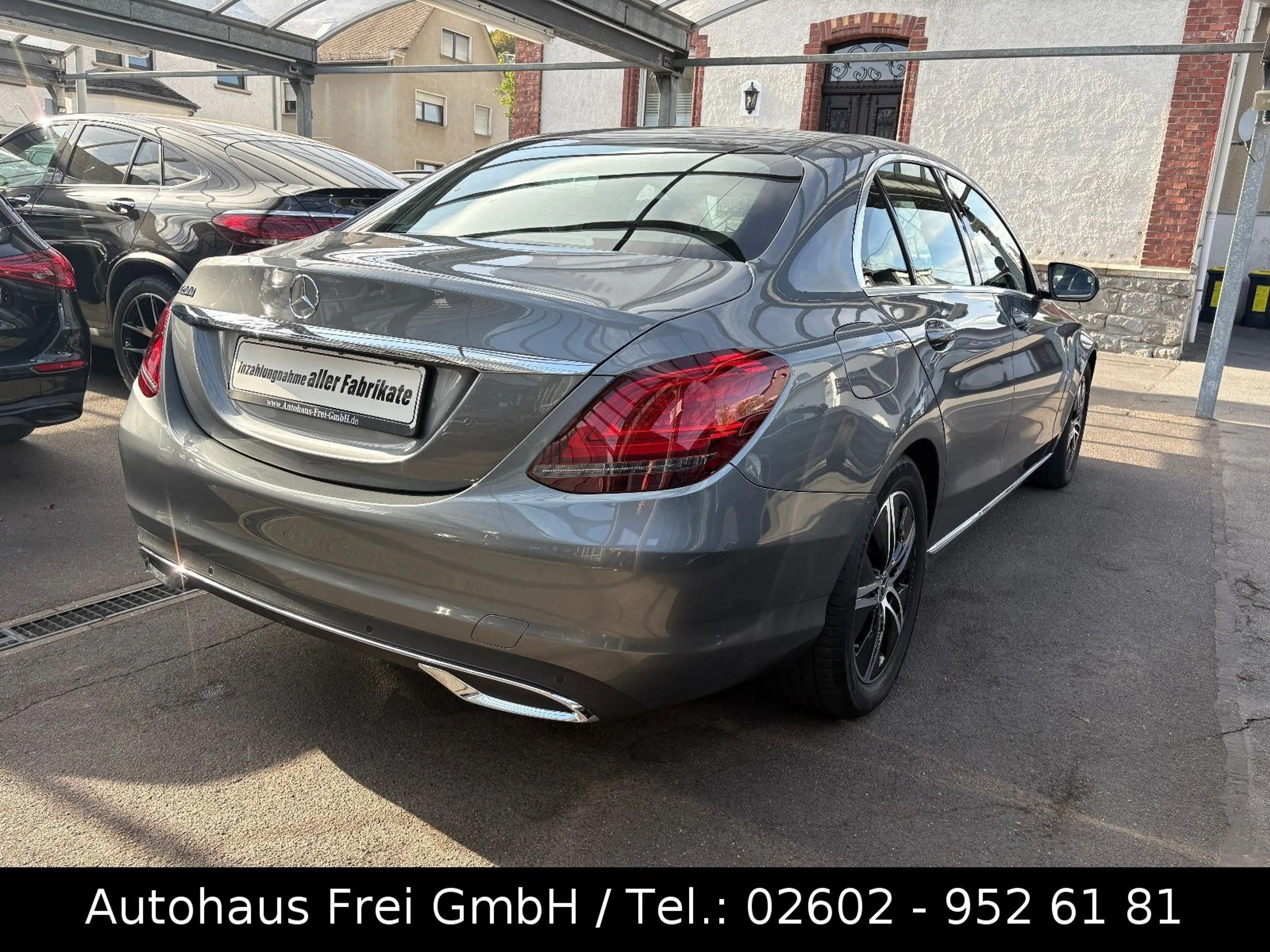 Mercedes-Benz C 200 LIMOUSINE*MOPF*LED*KAMERA*AVANTGARDE*AHK** — photo 9