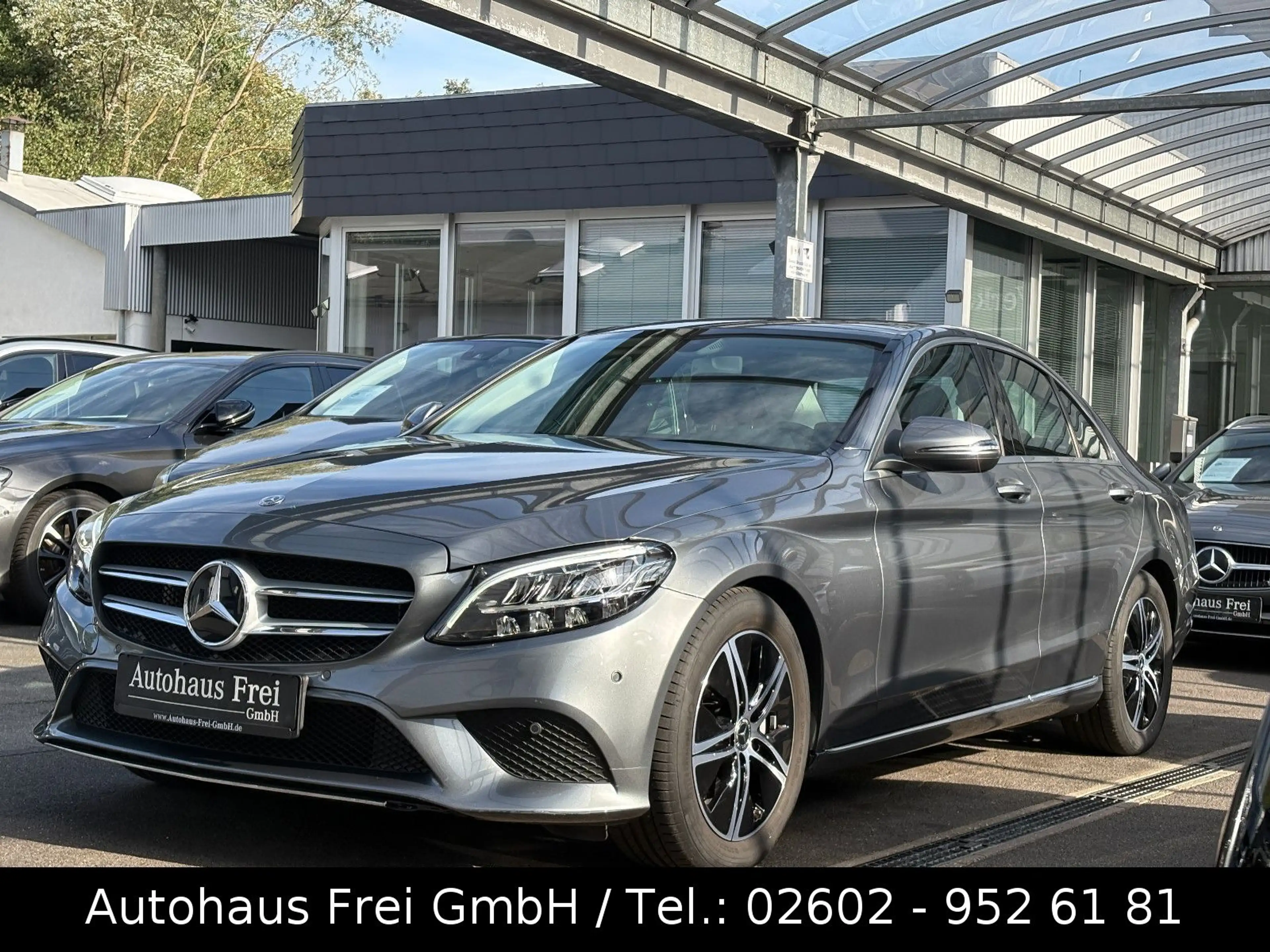 Mercedes-Benz C 200 LIMOUSINE*MOPF*LED*KAMERA*AVANTGARDE*AHK** — photo 6