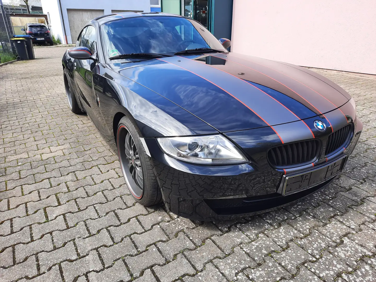 BMW Z4 Coupe 3.0si, Individual, 59tkm, 2. Hd., Einzelst. Schwarz - 2