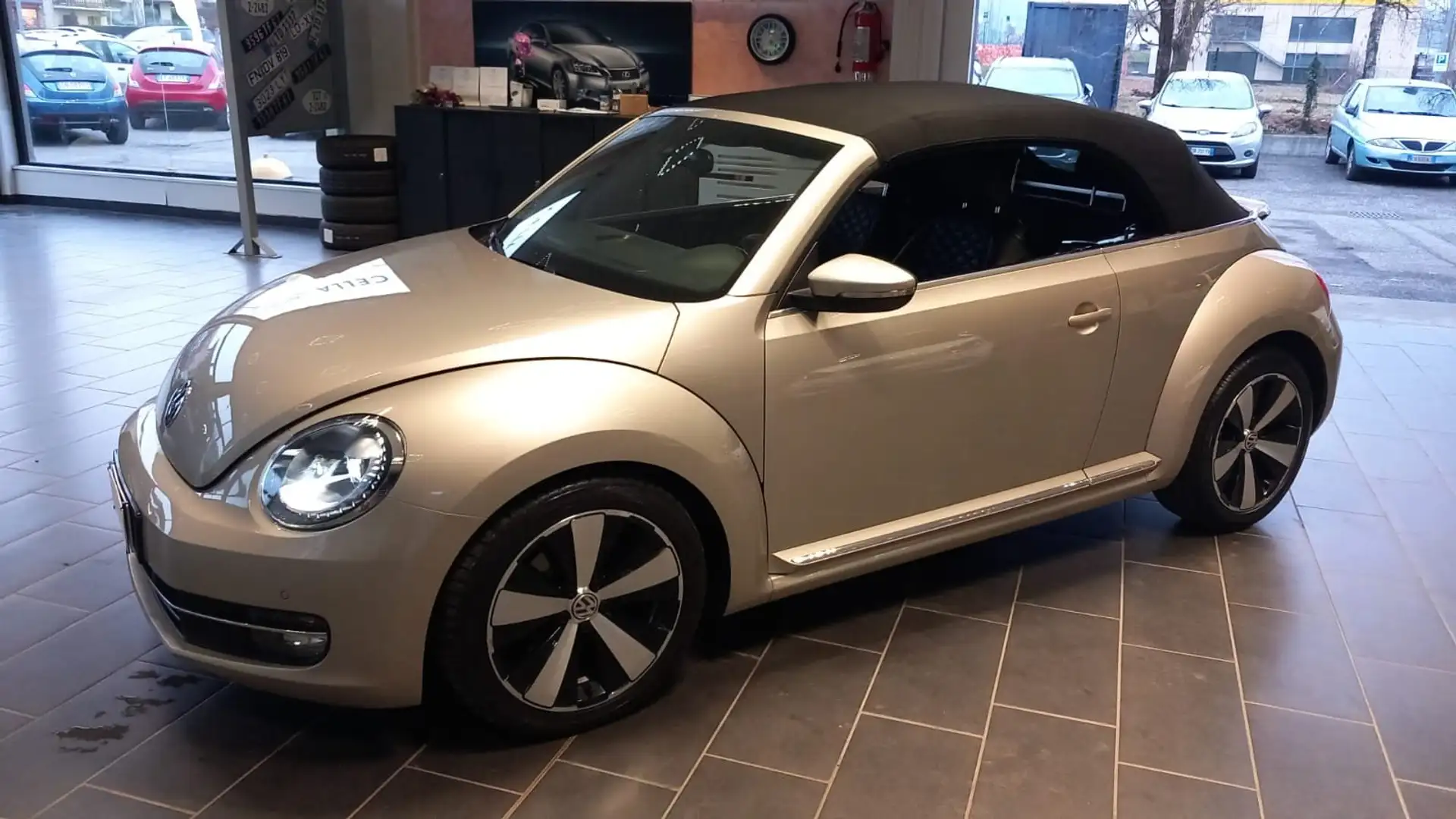 Volkswagen Maggiolino Maggiolino Cabrio 1.4 tsi Exclusive 160cv dsg Argento - 2
