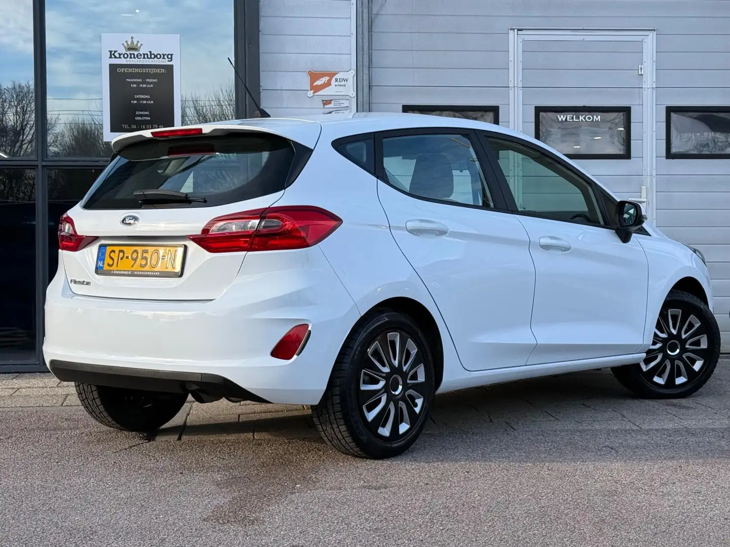 Ford Fiesta 1.1 Trend, CARPLAY, NAVI, NAP Wit - 2