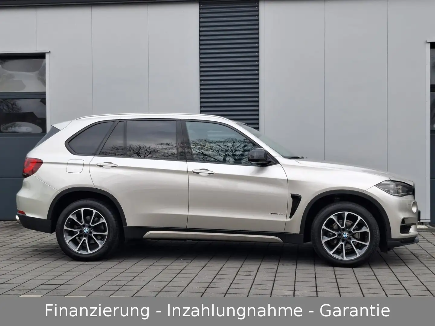 BMW X5 xDrive 35i F15 abnehm. AHK + Pano + H/K + HUD Gold - 2