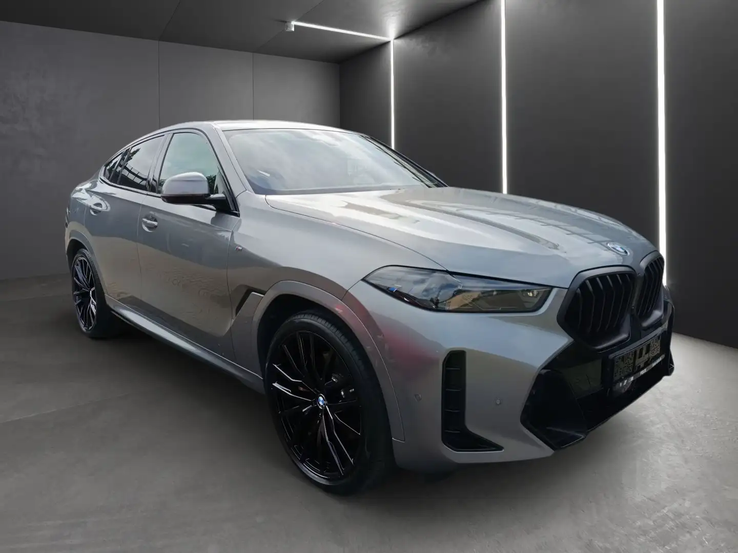 BMW X6 xDrive30d M SPORTPAKET PRO+22"ALU+ICONIC GLOW Grau - 2