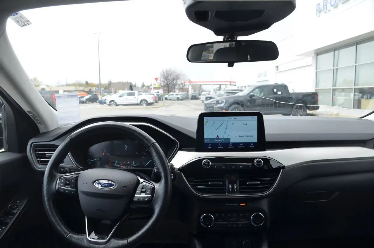 Ford Escape снимка Ford Escape