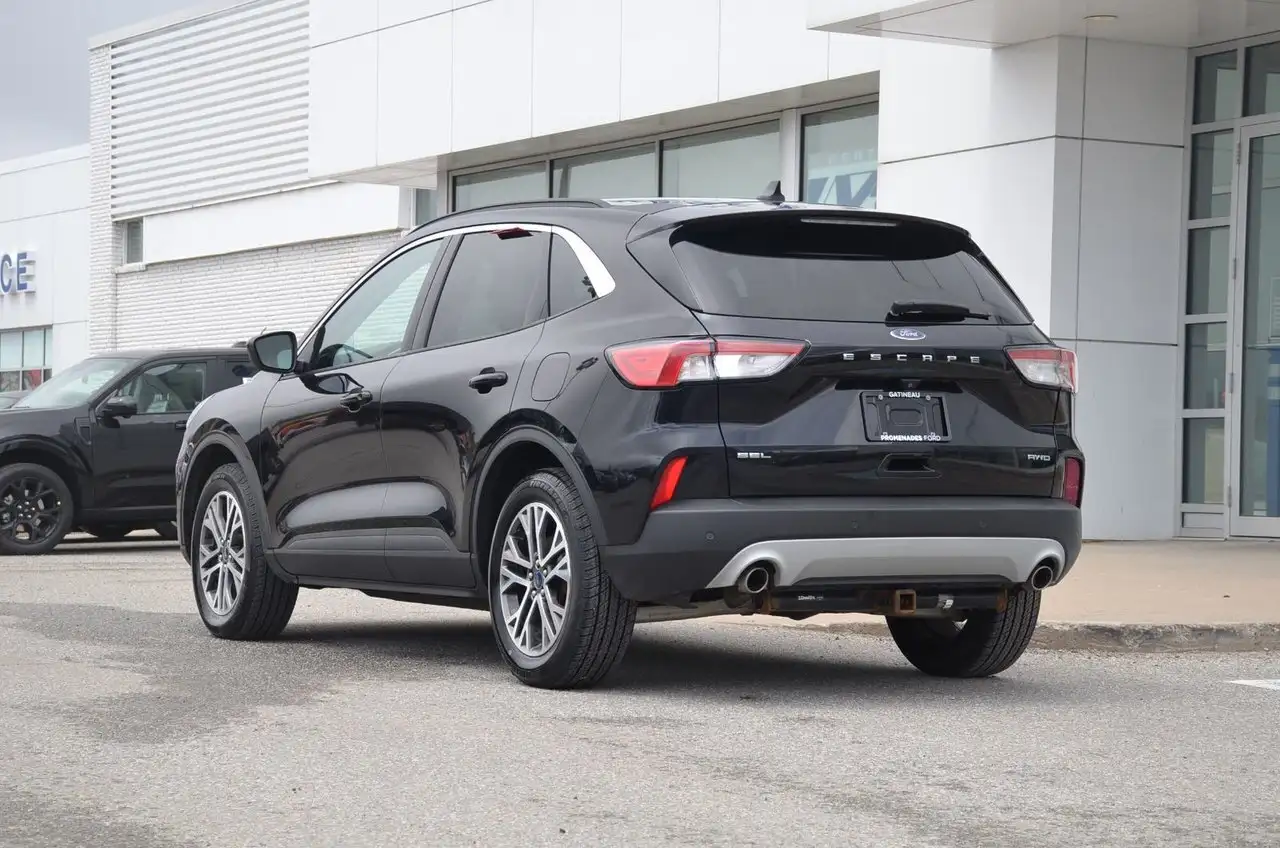Ford Escape снимка Ford Escape