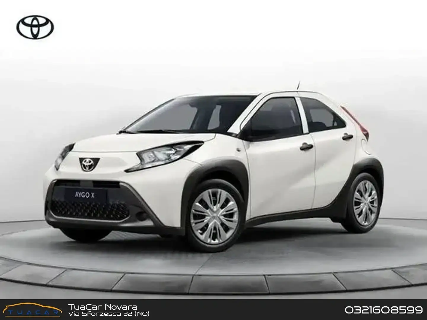 Toyota Aygo X 1.0 VVT-i 72CV 5p. Active Weiß - 1