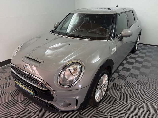 Imagine MINI Cooper SD Clubman n All4 1.Hand Service Mini