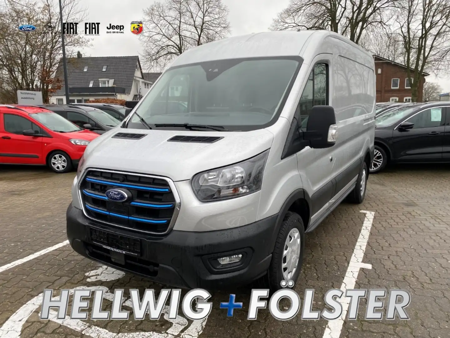 Ford Transit E-TRANSIT TREND 350 L2 H2 TECHNOLOGIE-PAKET 13 Plateado - 1