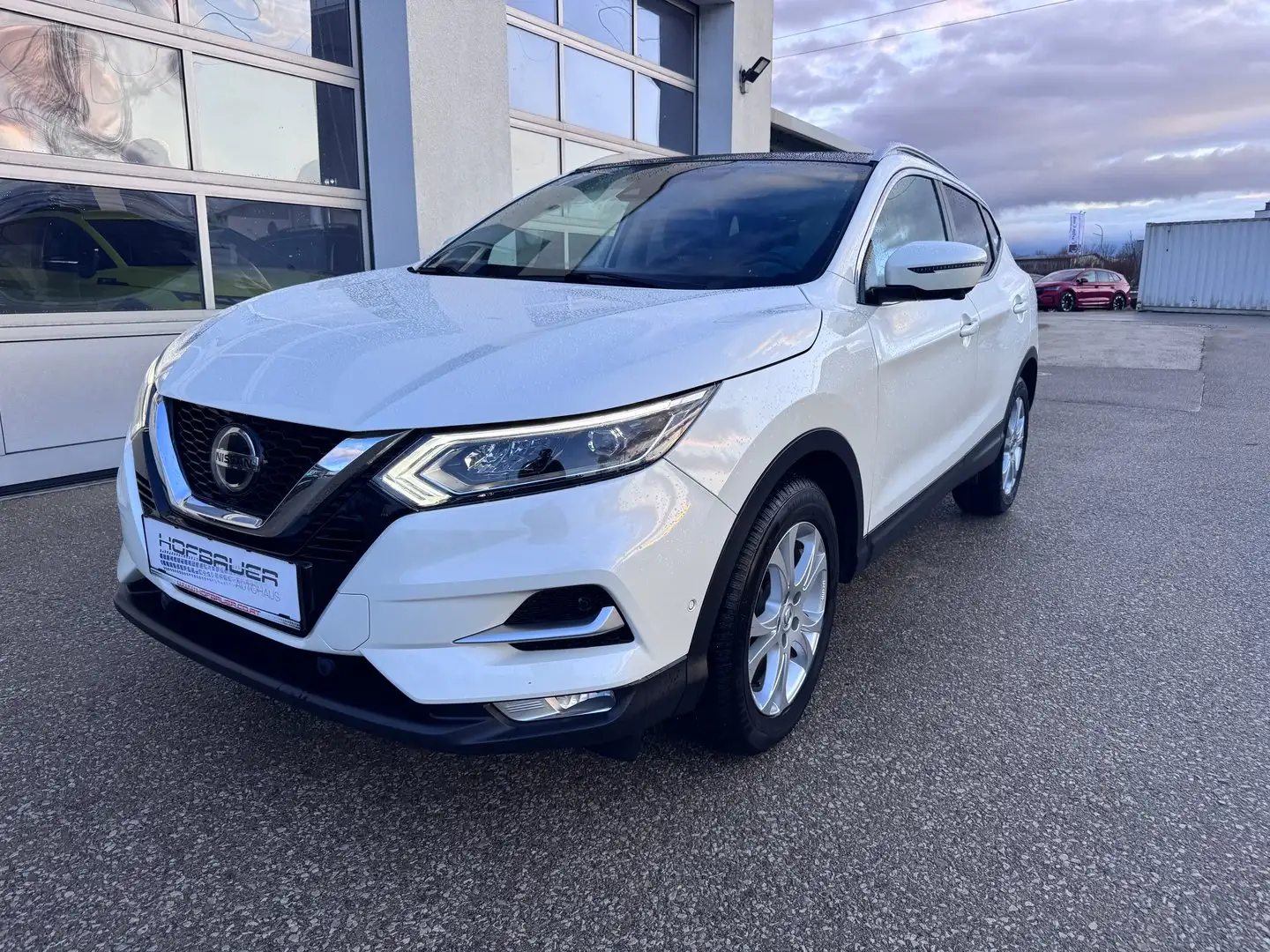 Nissan Qashqai N-Connecta Weiß - 1