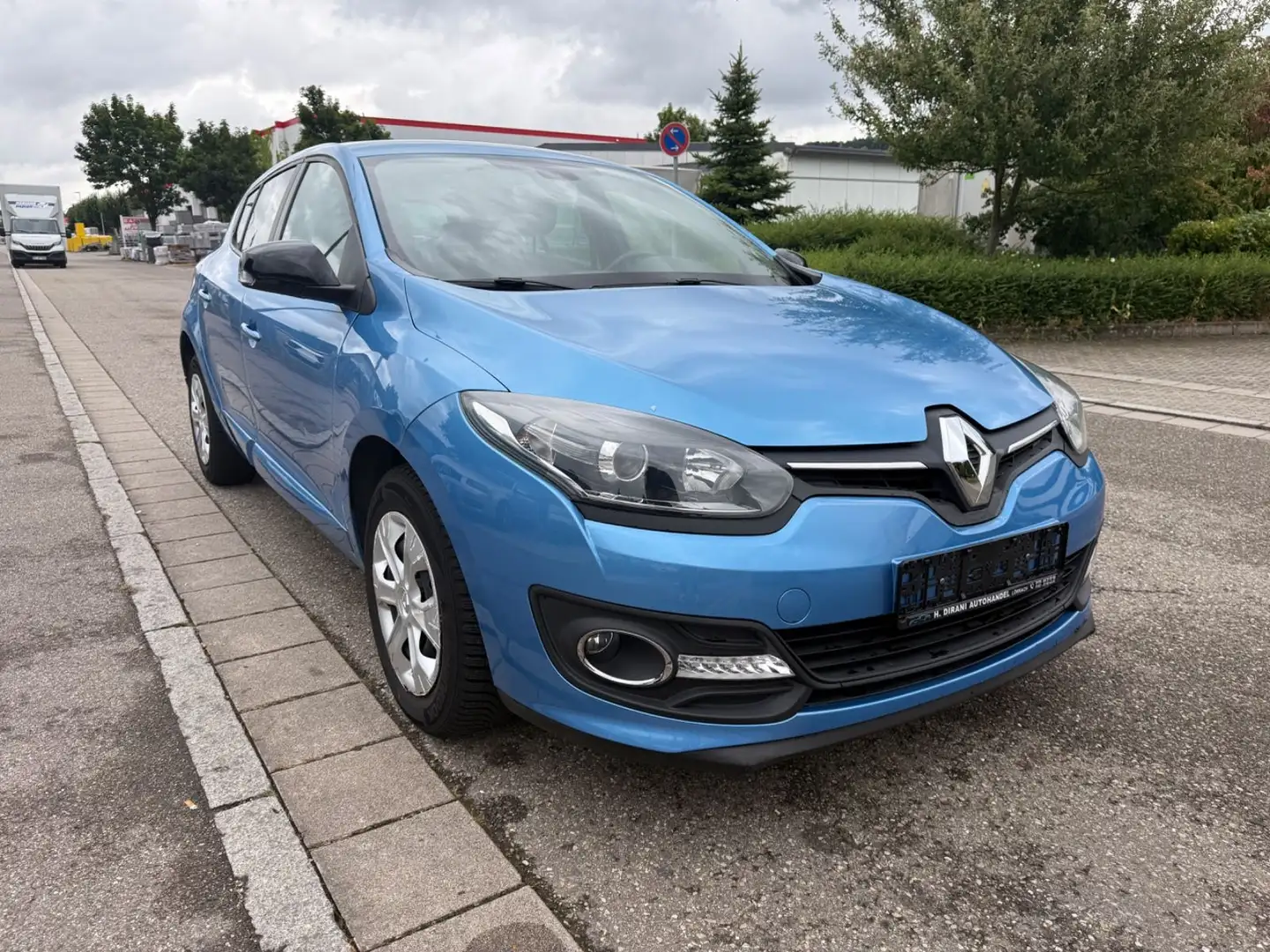 Renault Megane III 1.2TCe Lim. 5-trg. Limited EURO 5 TÜV Blauw - 1