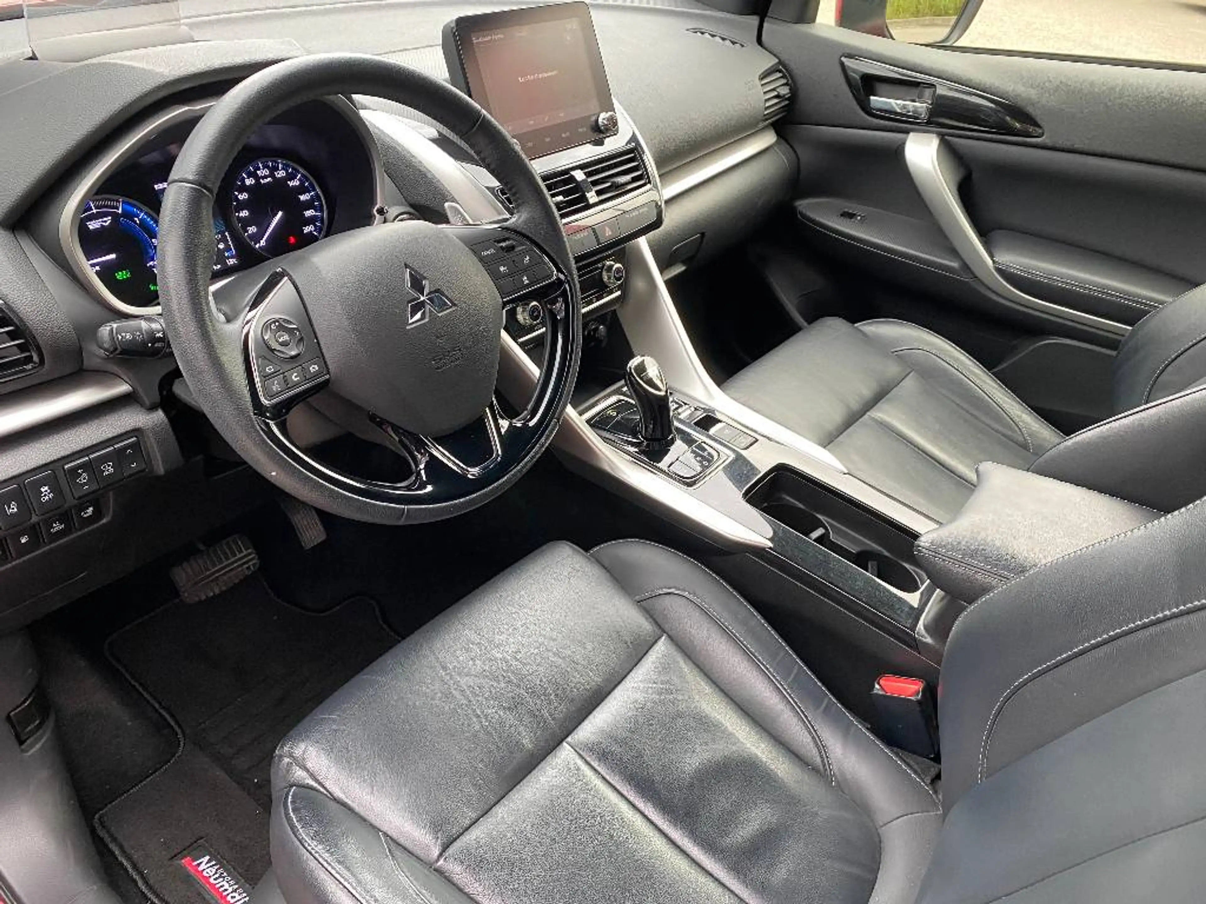 Mitsubishi Eclipse Cross Plug-in Hybrid TOP 2.4 4WD,Leder — photo 6