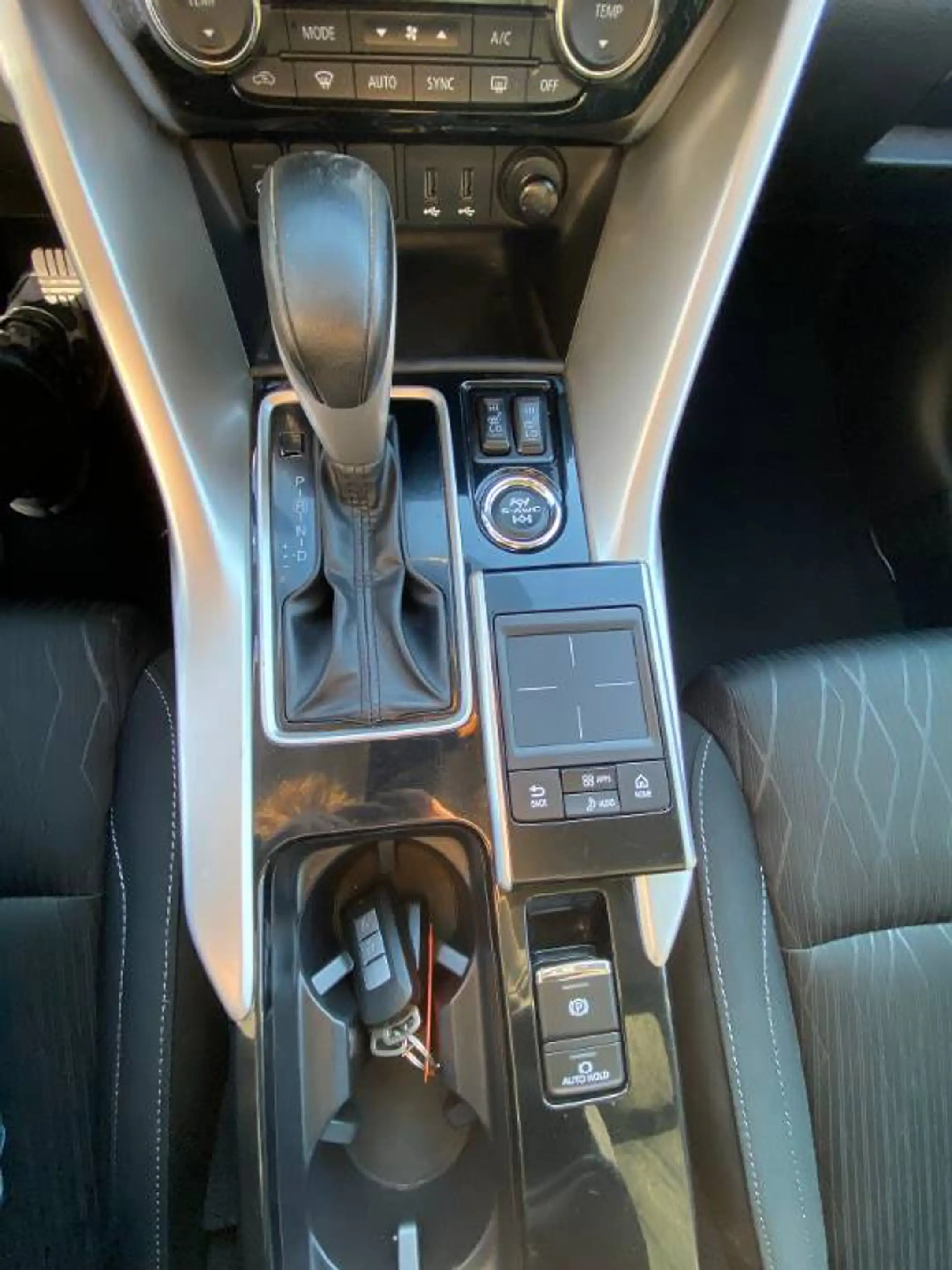 Mitsubishi Eclipse Cross Plug-in Hybrid TOP 2.4 4WD,Leder — photo 13