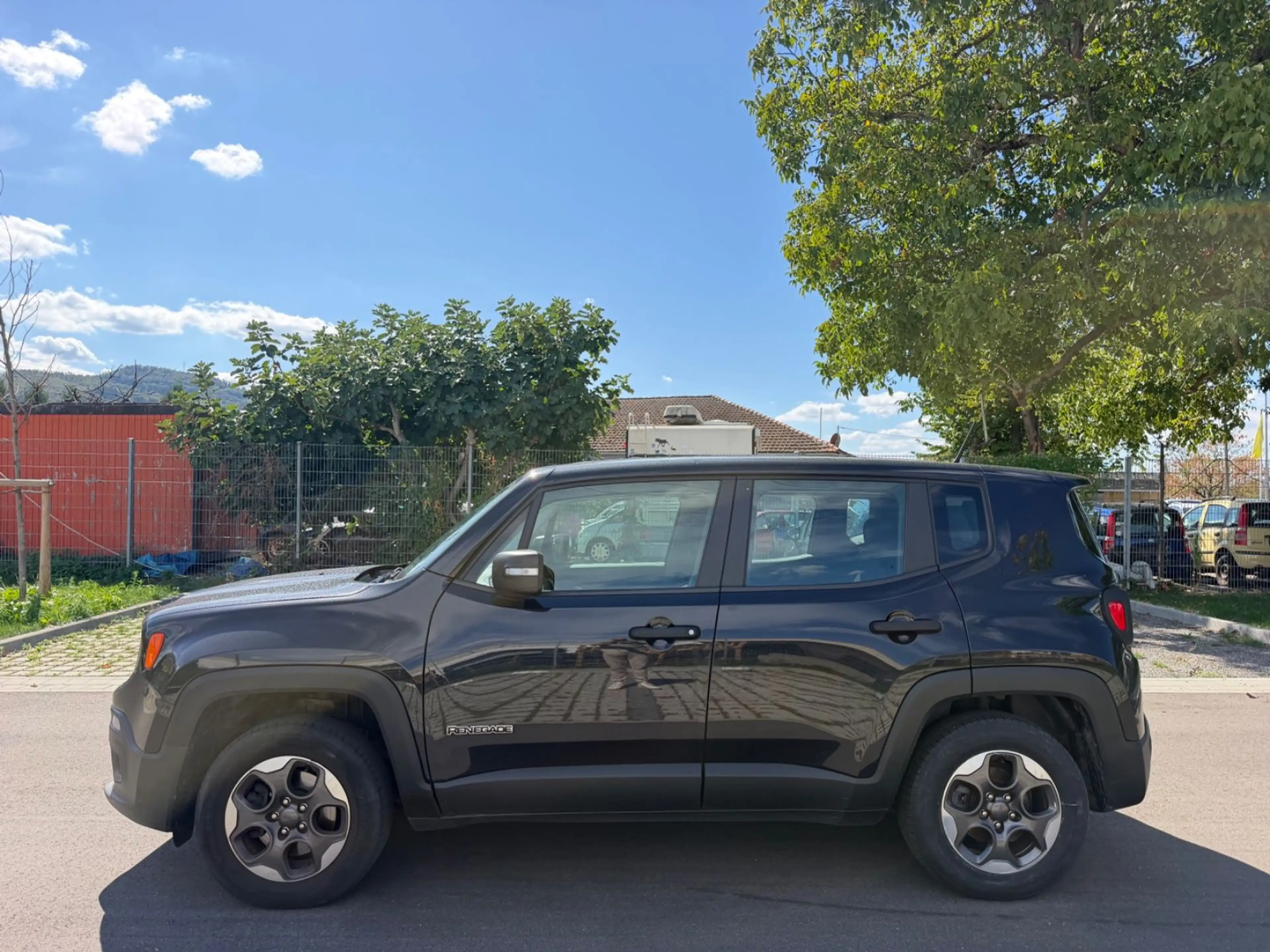 Jeep Renegade Sport FWD — photo 4