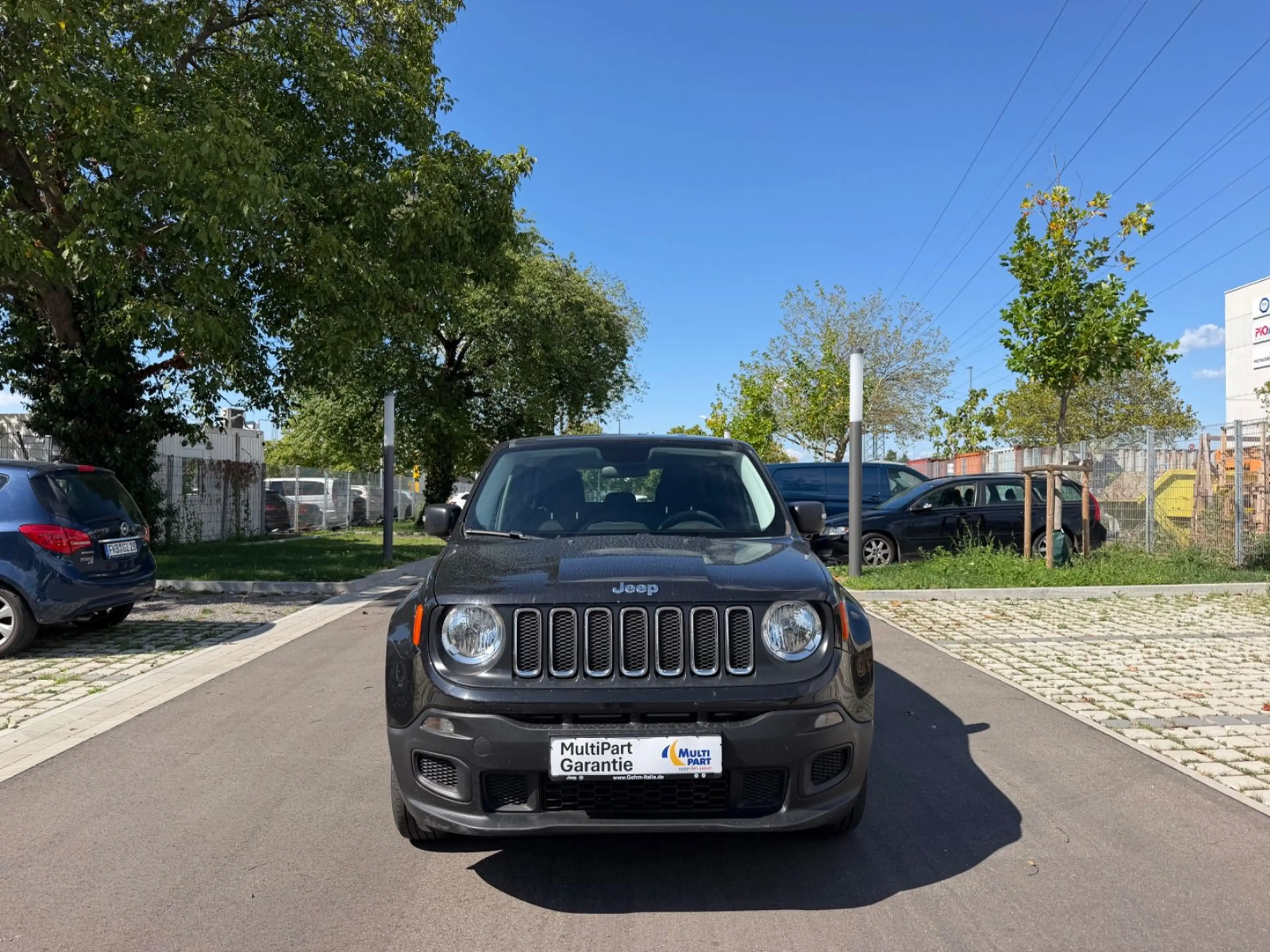 Jeep Renegade Sport FWD — photo 2
