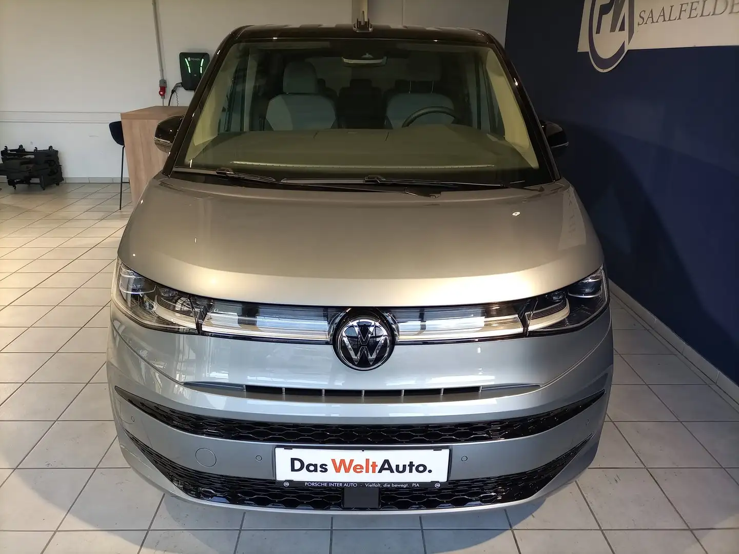 Volkswagen T7 Multivan VW T7 Multivan Edition eHybrid 180 kW 4MOTION Silber - 2