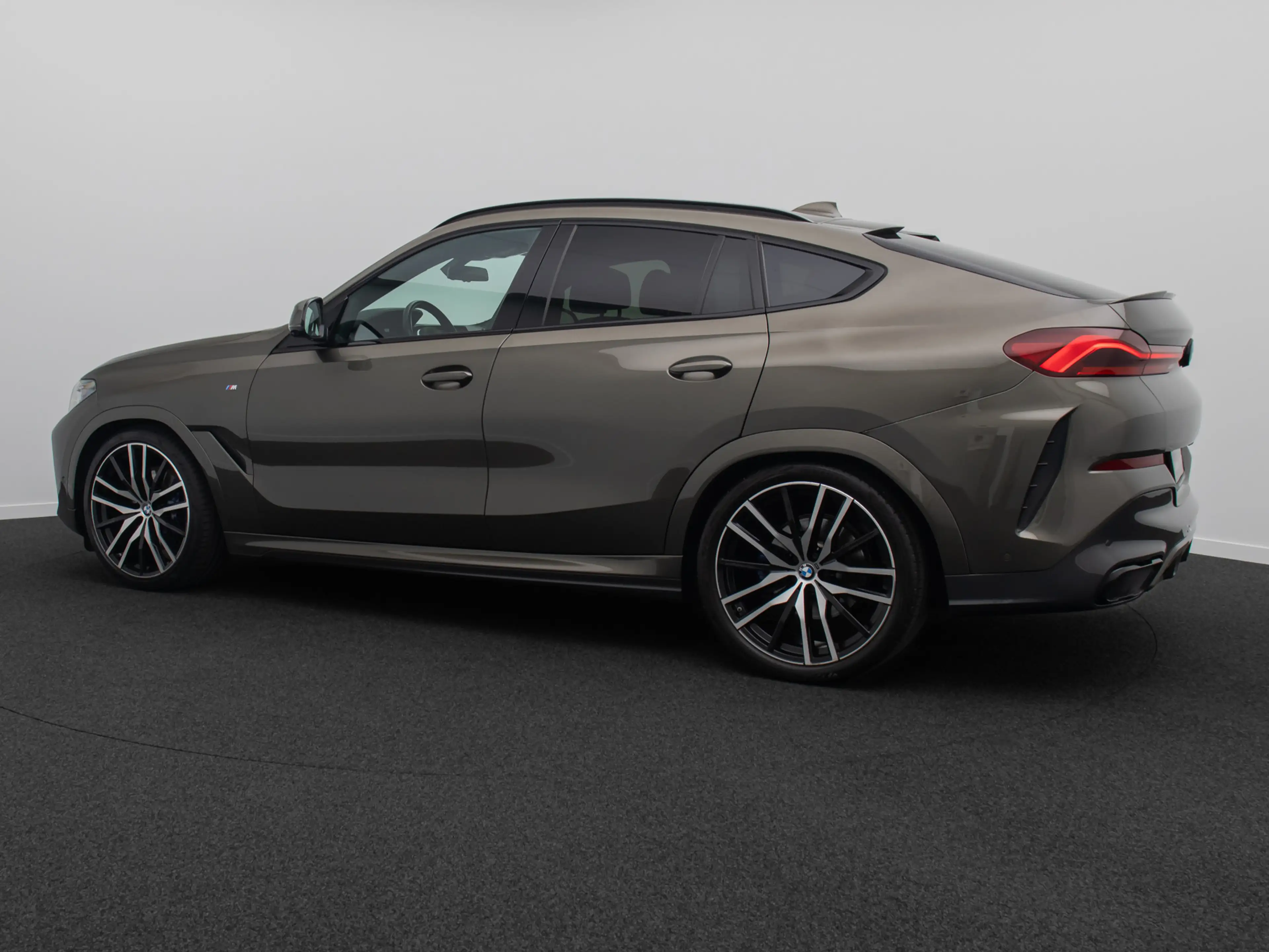 BMW X6 M Sport 360°DAB Panorama Individual 22 — photo 10