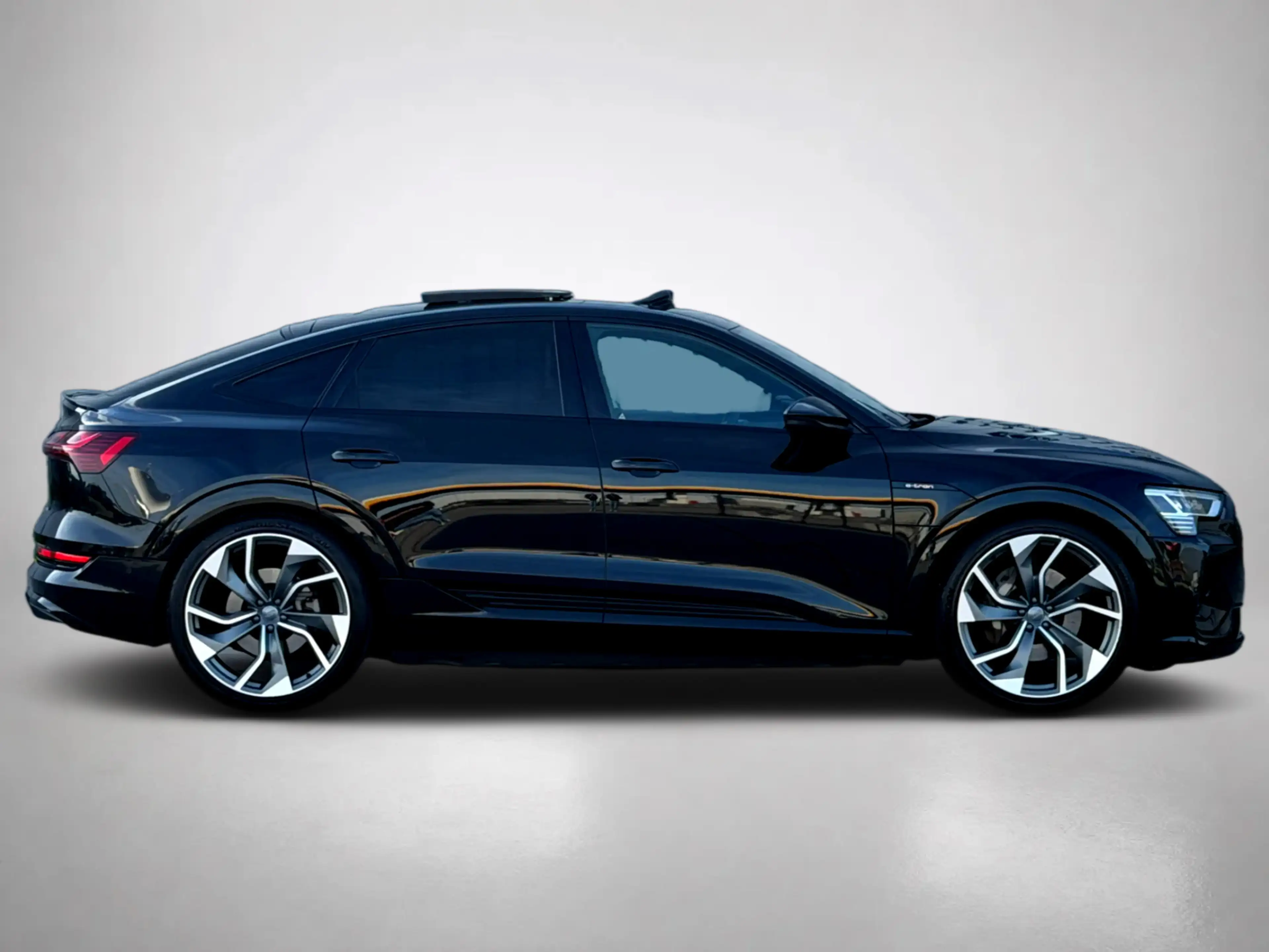 Audi e-tron Sportback 50 quattro S edition 71 kWh SoH 88% (NL- — photo 19