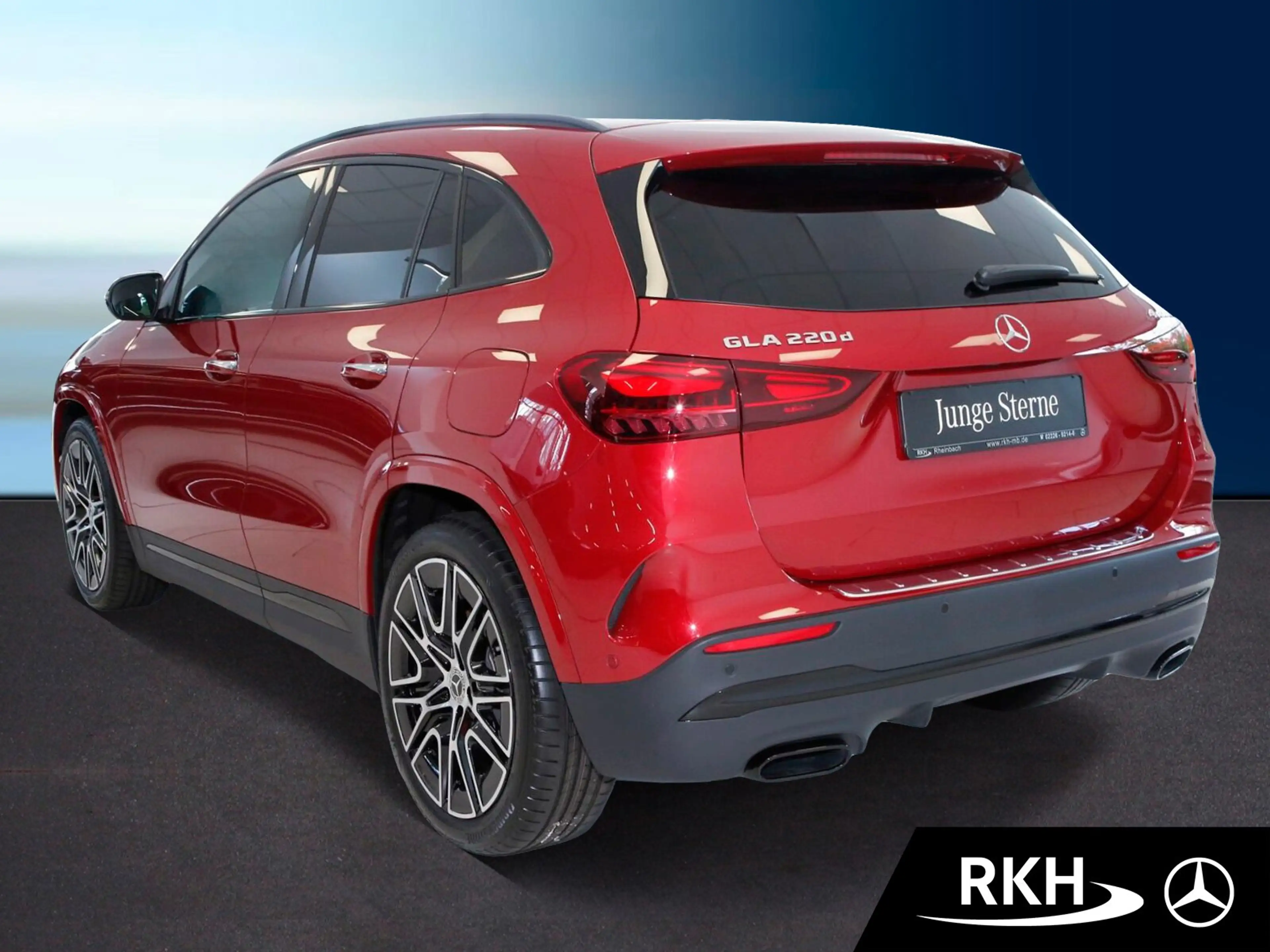 Mercedes-Benz GLA 220 GLA 220 d 4M AMG Night/AHK/360°/Pano/Distr. Navi — photo 4