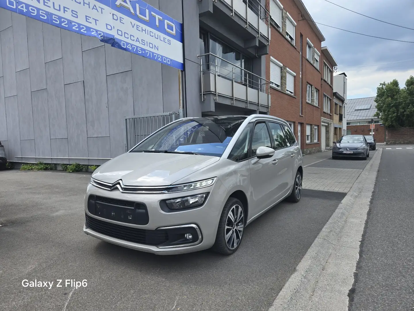 Citroen C4 Picasso 1.6 BlueHDi Live S Beige - 1