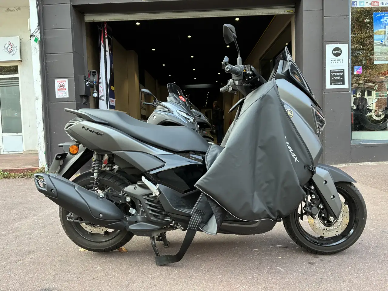 Yamaha NMAX