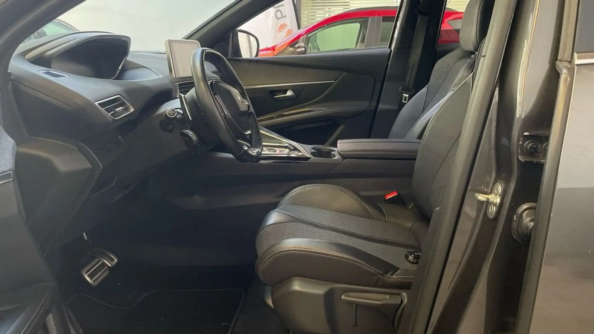 Peugeot 3008 GENERATION-II 1.6 THP 165CV GT LINE Gris - 2