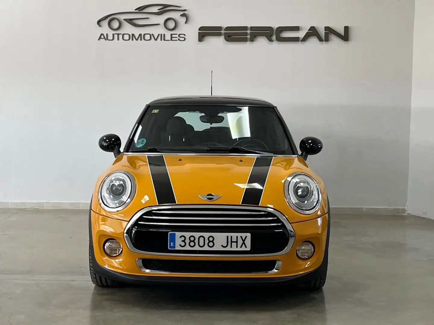 MINI Cooper D Aut. Naranja - 2