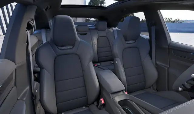 Porsche Macan view 9