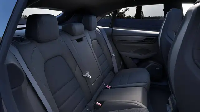 Porsche Macan view 10