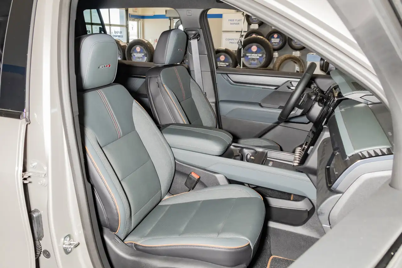 GMC Acadia снимка GMC Acadia