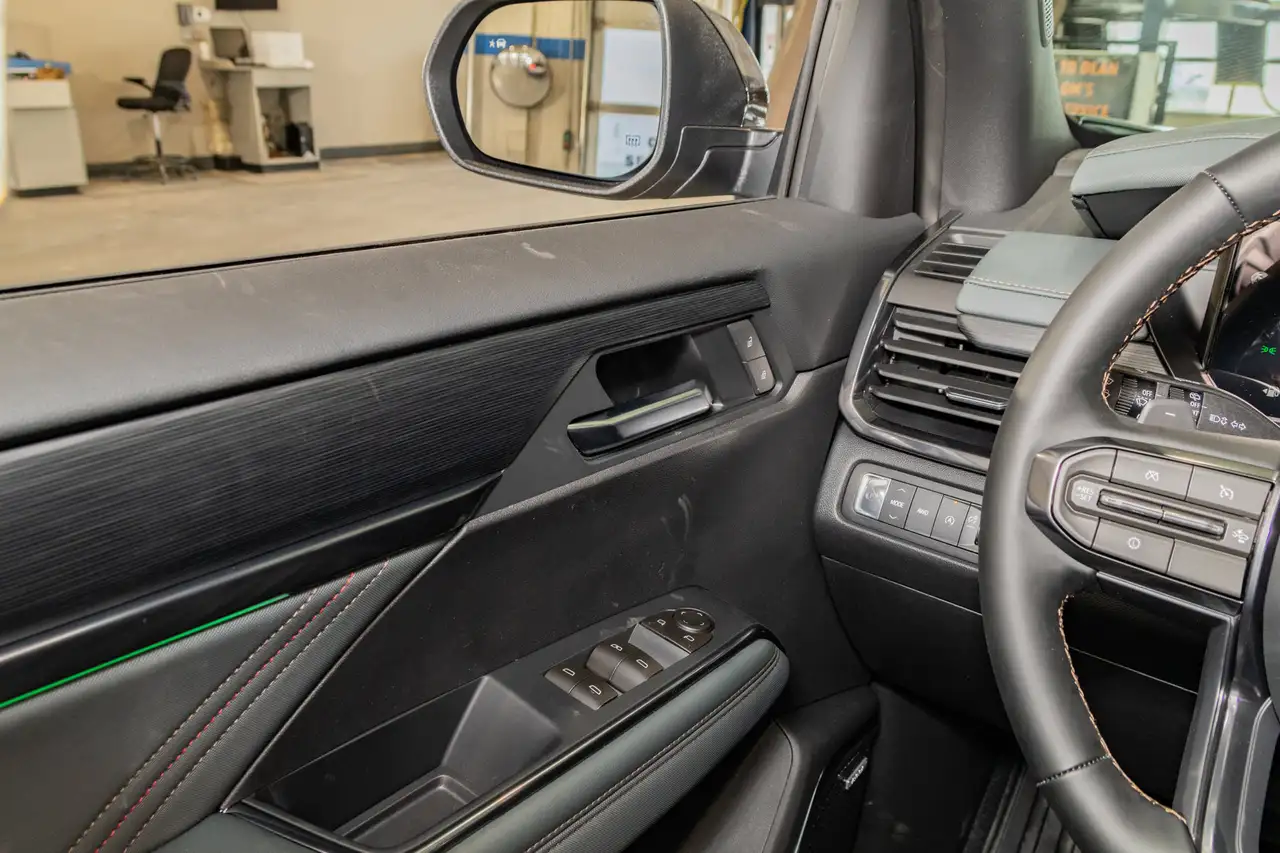 GMC Acadia снимка GMC Acadia