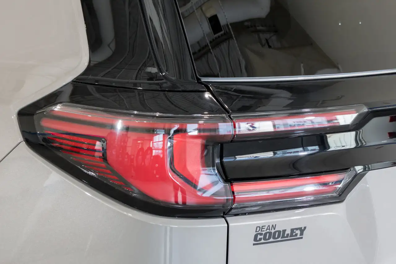 GMC Acadia снимка GMC Acadia