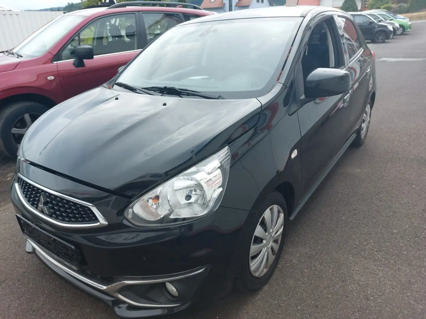Mitsubishi Space Star 1.2 MIVEC Top Чёрный - 1