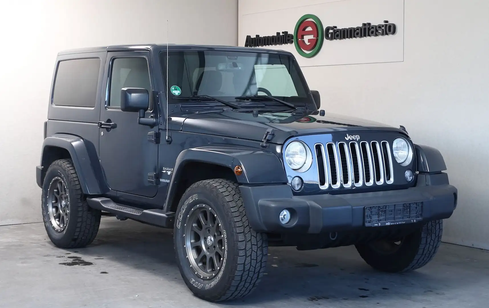 Jeep Wrangler JK Sahara 3trg Euro 6 29tkm Grijs - 1