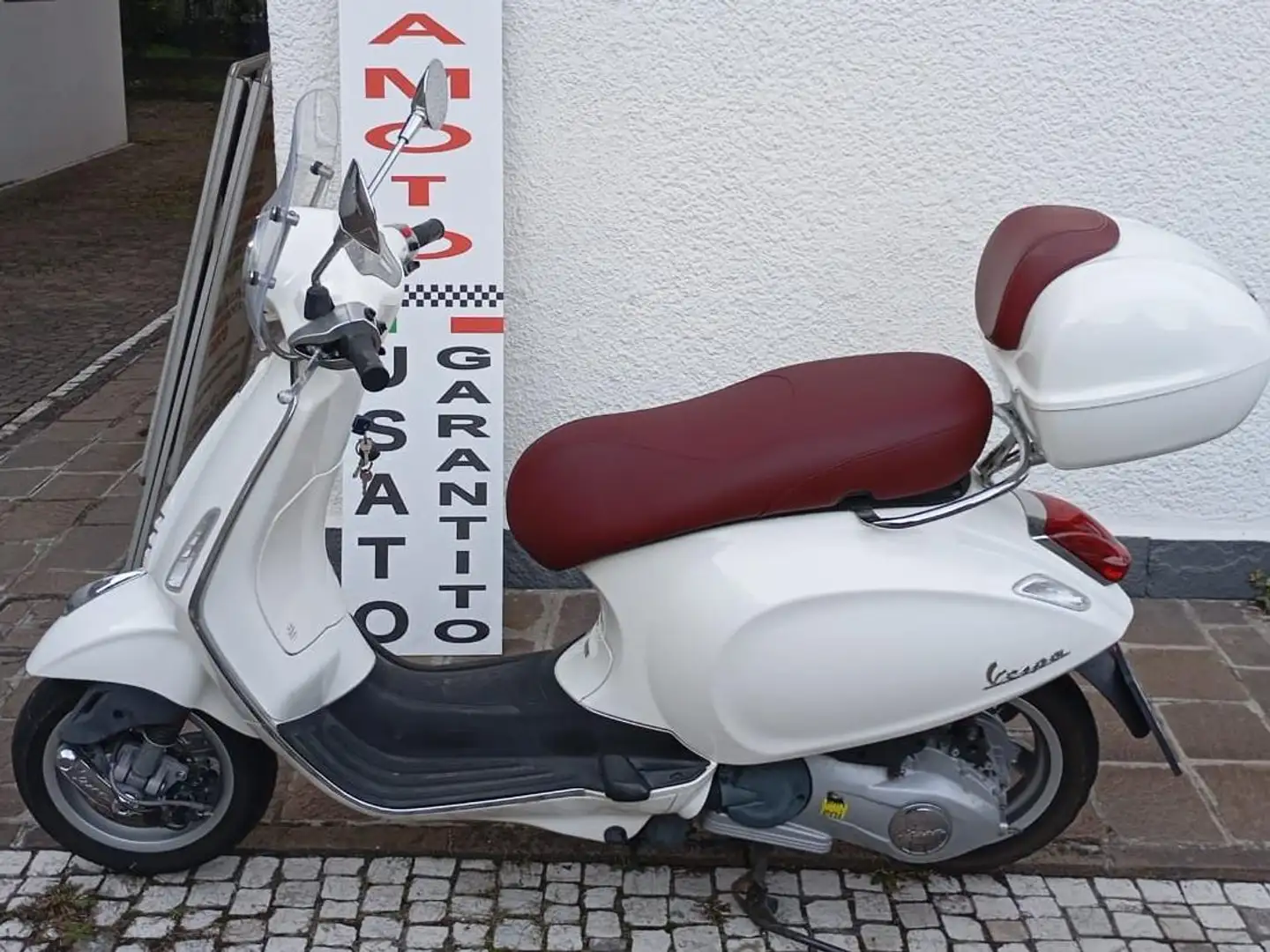 Vespa Primavera 150 3V Bianco - 2