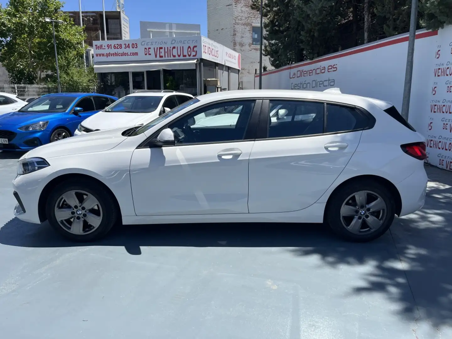 BMW 116 116d Business Білий - 2