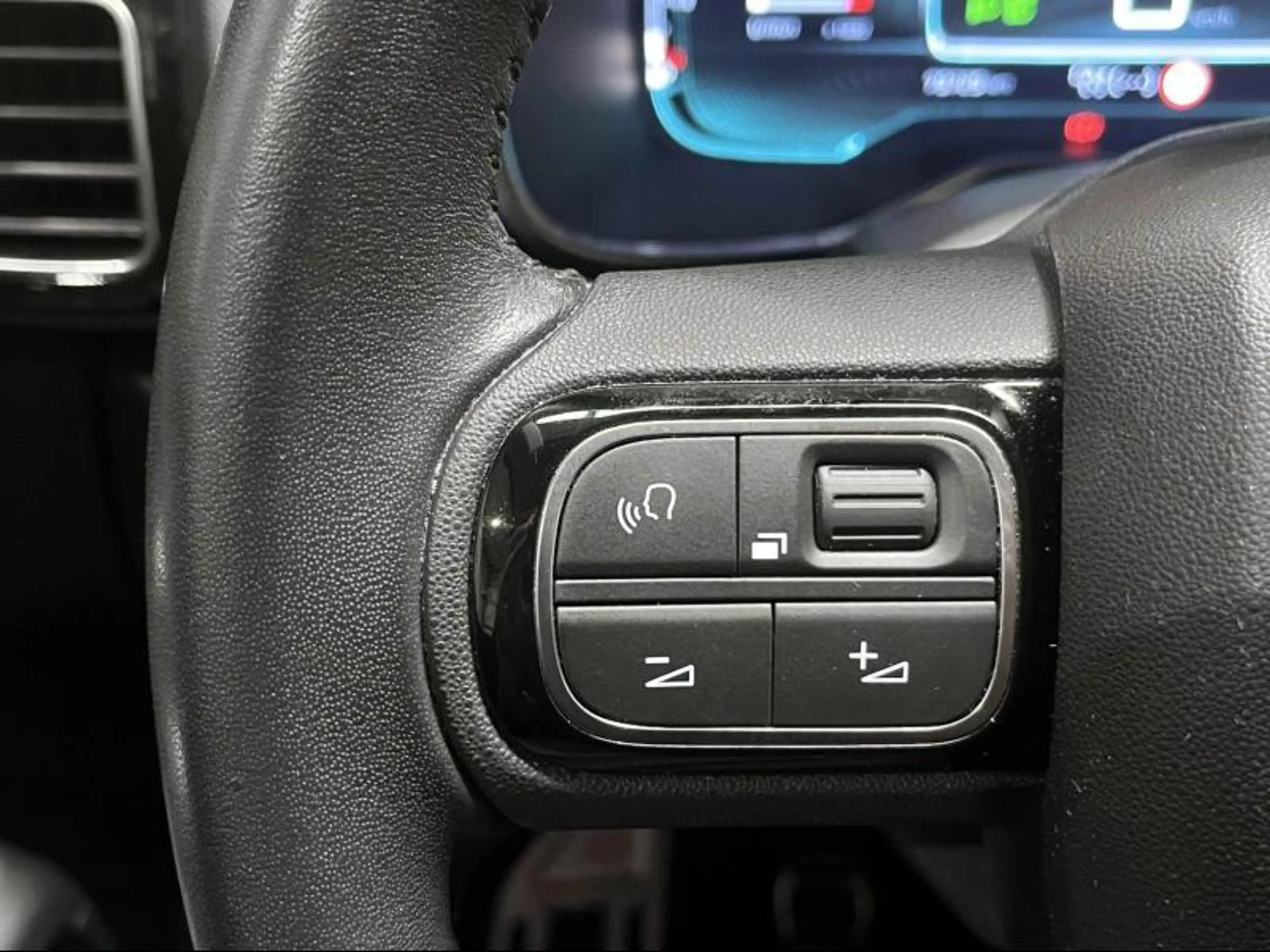 Citroen C5 Aircross shine — photo 21