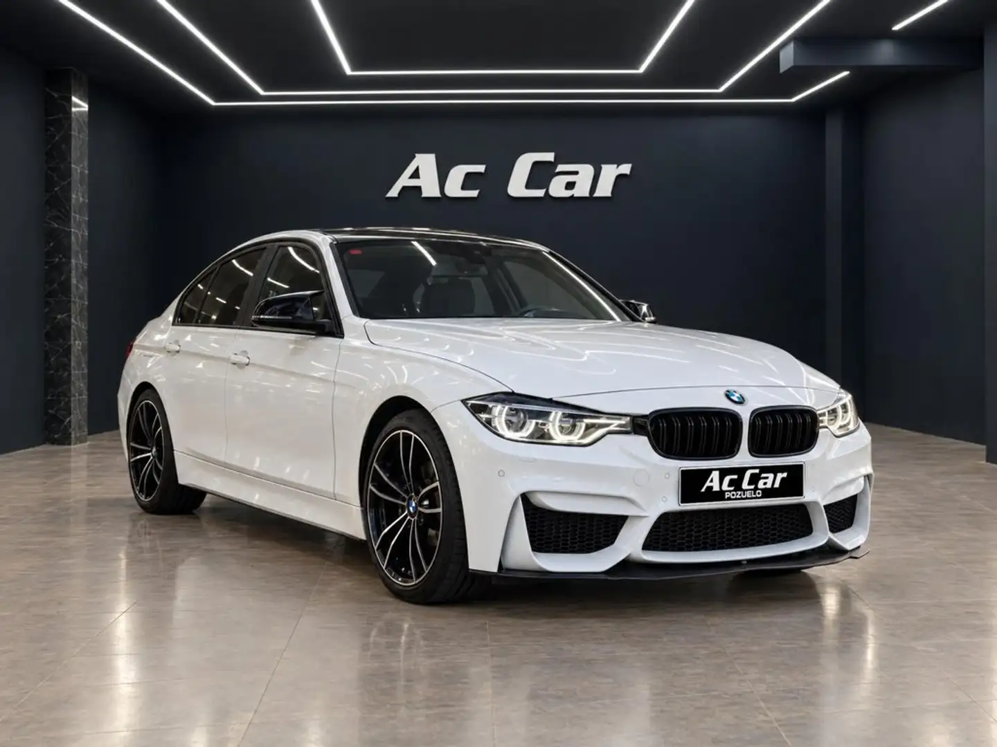 BMW 320 320dA M Sport - 1