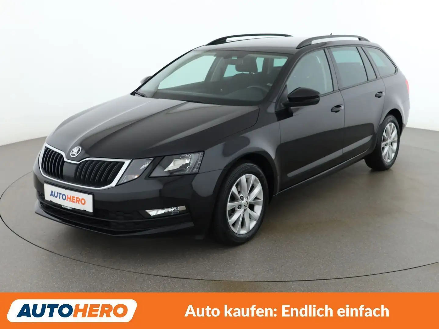 Skoda Octavia 2.0 TDI Ambition Schwarz - 1