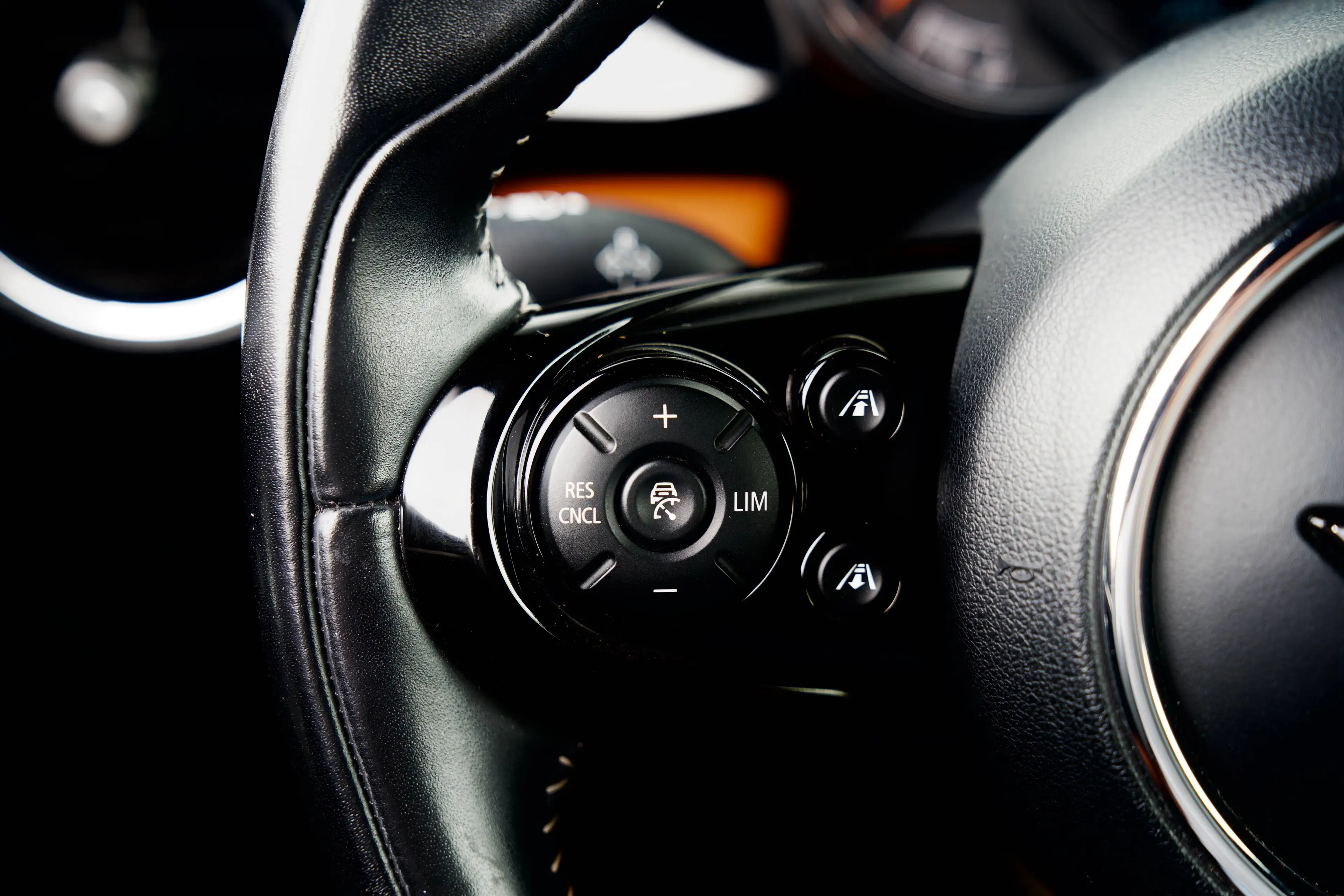 MINI Cooper Cabrio FACELFIT | LED | CHESTER MALT | CARPLAY | NAVI — photo 12
