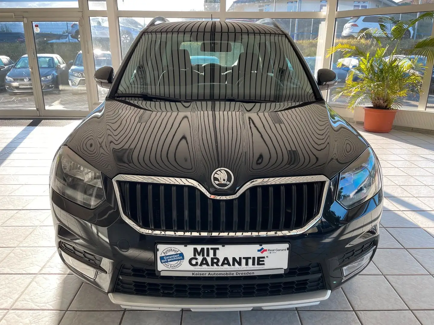Skoda Yeti Ambition *NAVI*Temp*RDC*SitzHeiz* Noir - 2