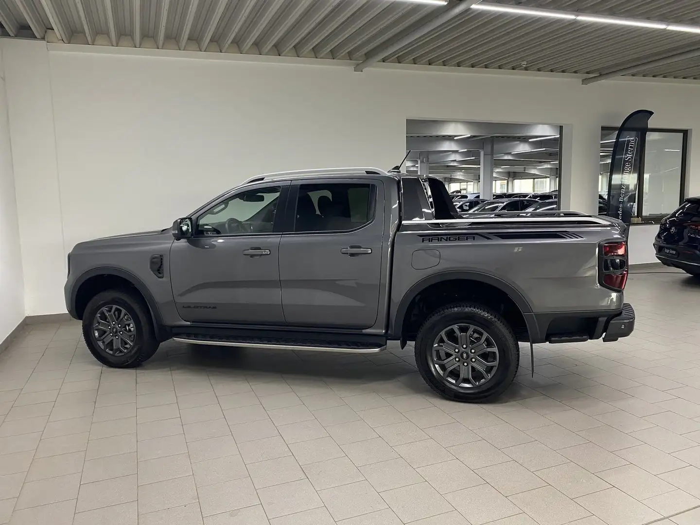 Ford Ranger 2.0 Ecoblue Wildtrak e-4WD Doppelkabine Grau - 2