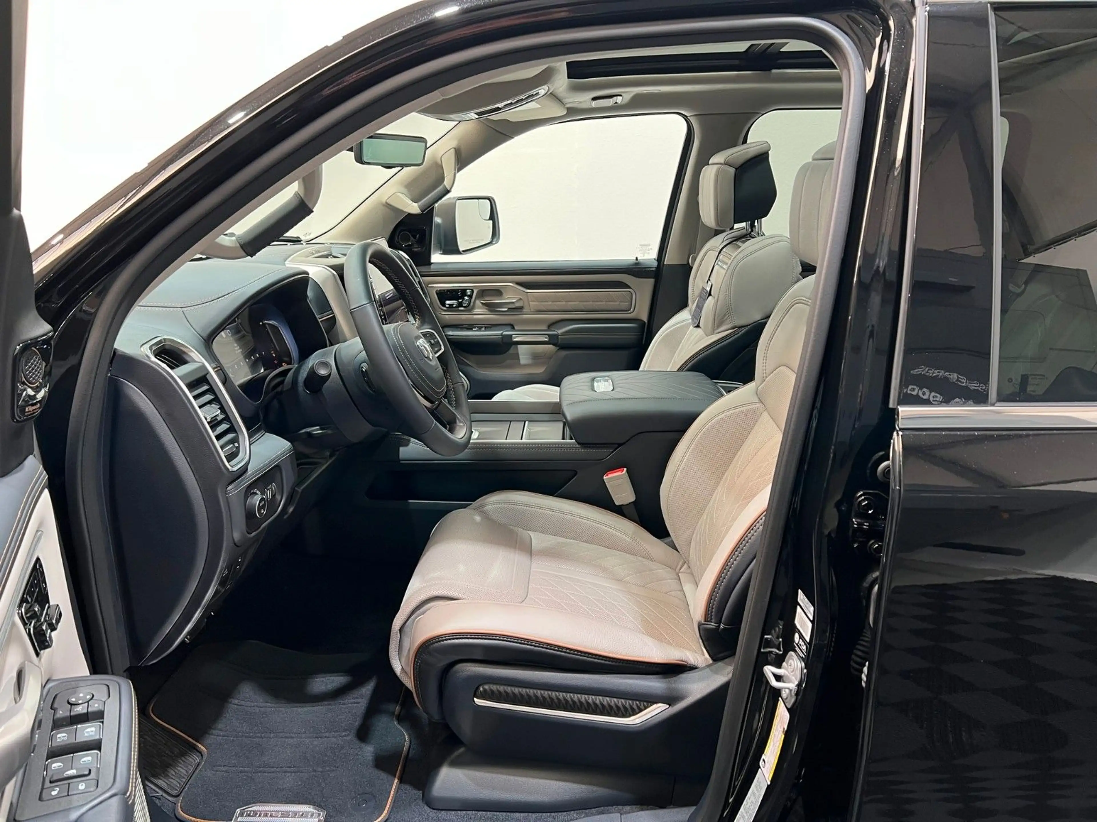 Dodge RAM 1500 Tungsten  H/O 3.0L — photo 9