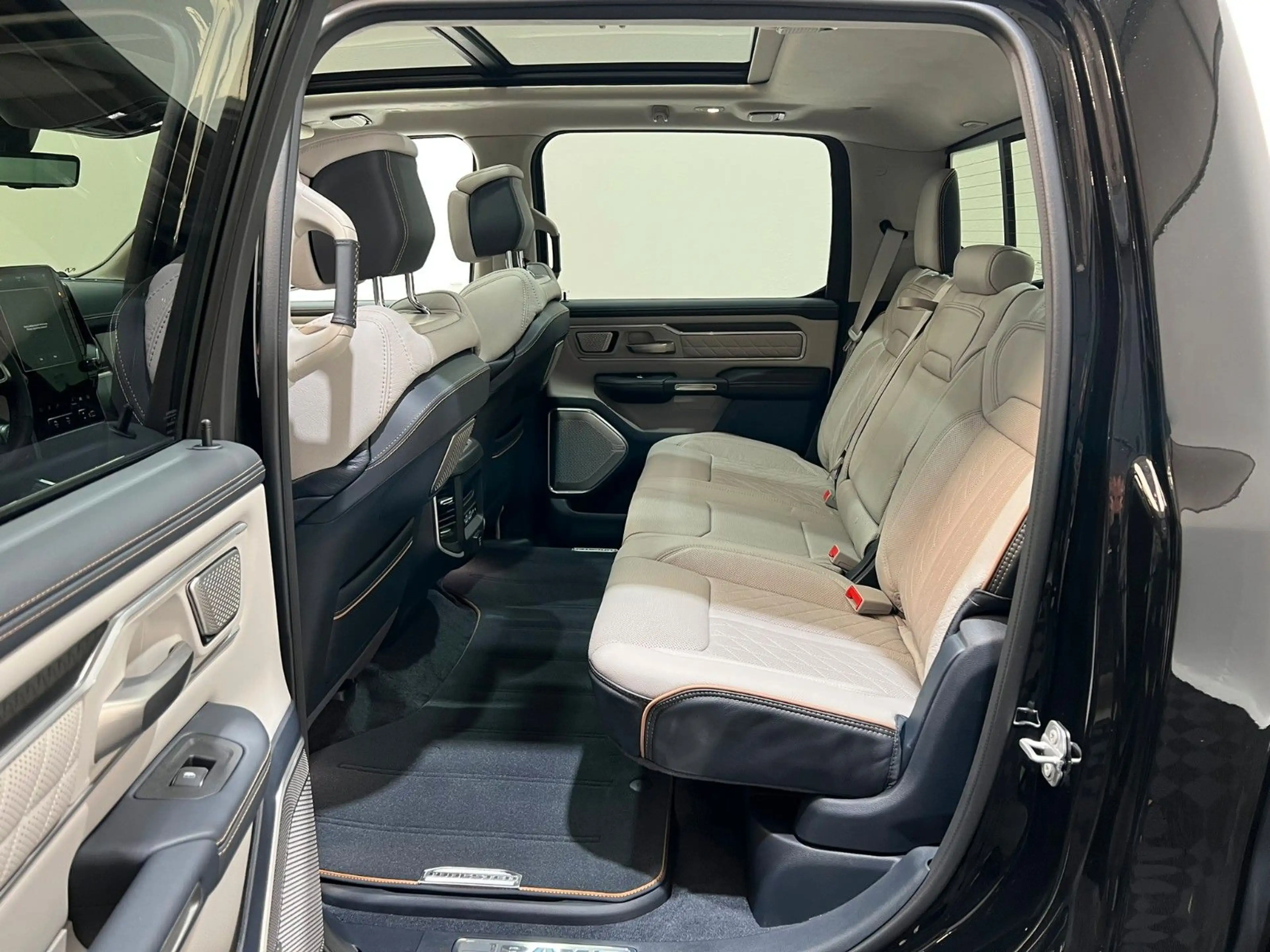 Dodge RAM 1500 Tungsten  H/O 3.0L — photo 10