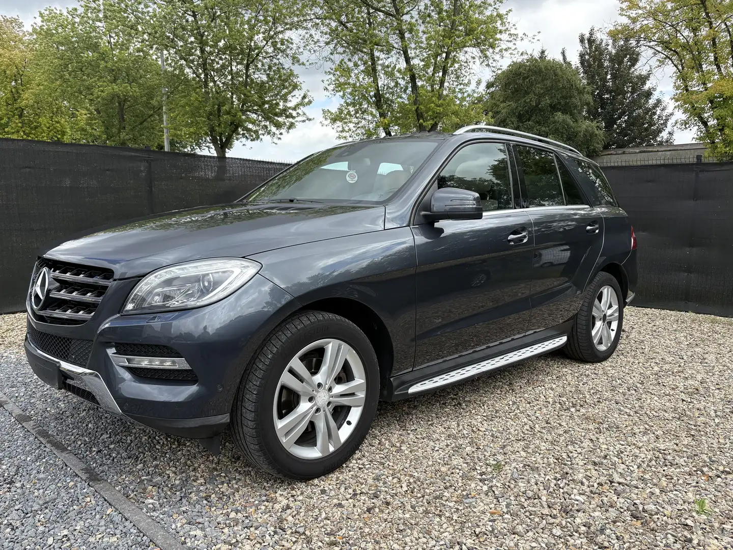 Mercedes-Benz ML 350 BlueTEC ! 1e PROP-PANO-CUIR-NAVI-Eur6-TVA RECUP Синій - 2