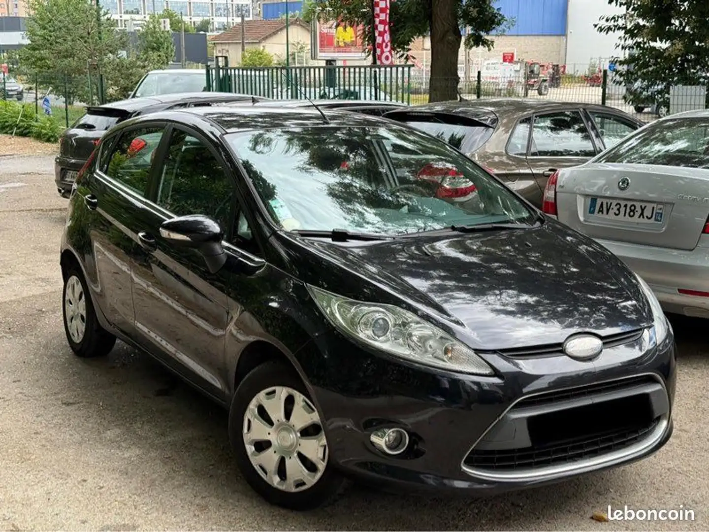 Ford Fiesta VI 1.4 TDCi 5 Portes Année 02-2009 190.000KM Certi Noir - 2