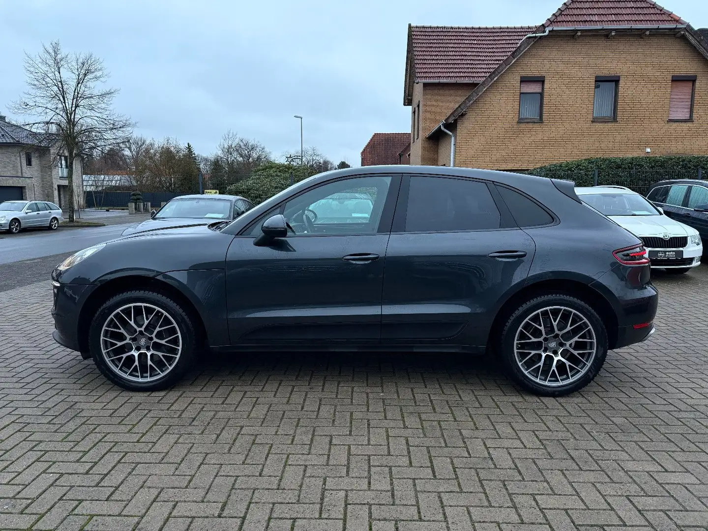 Porsche Macan Pano, Xenon, Kamera, Touch, TÜV neu Grau - 2