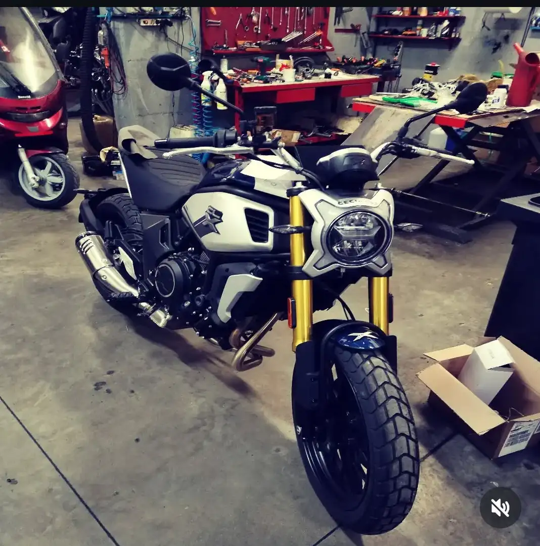CFMOTO 700 CL-X - 1
