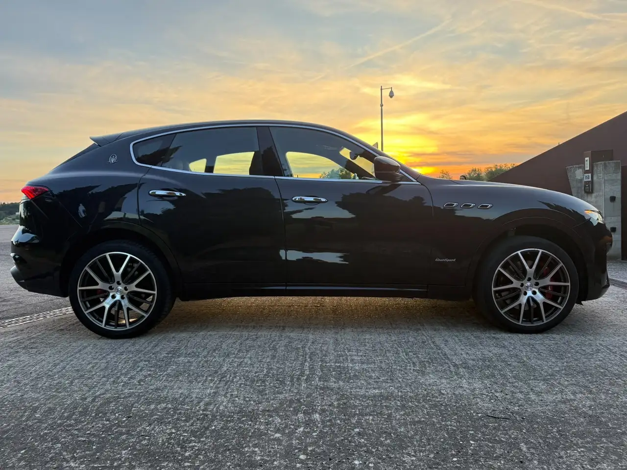 Maserati Levante 2021 — фото 14