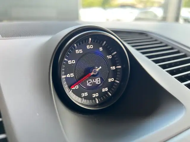 Porsche Cayenne GTS view 15